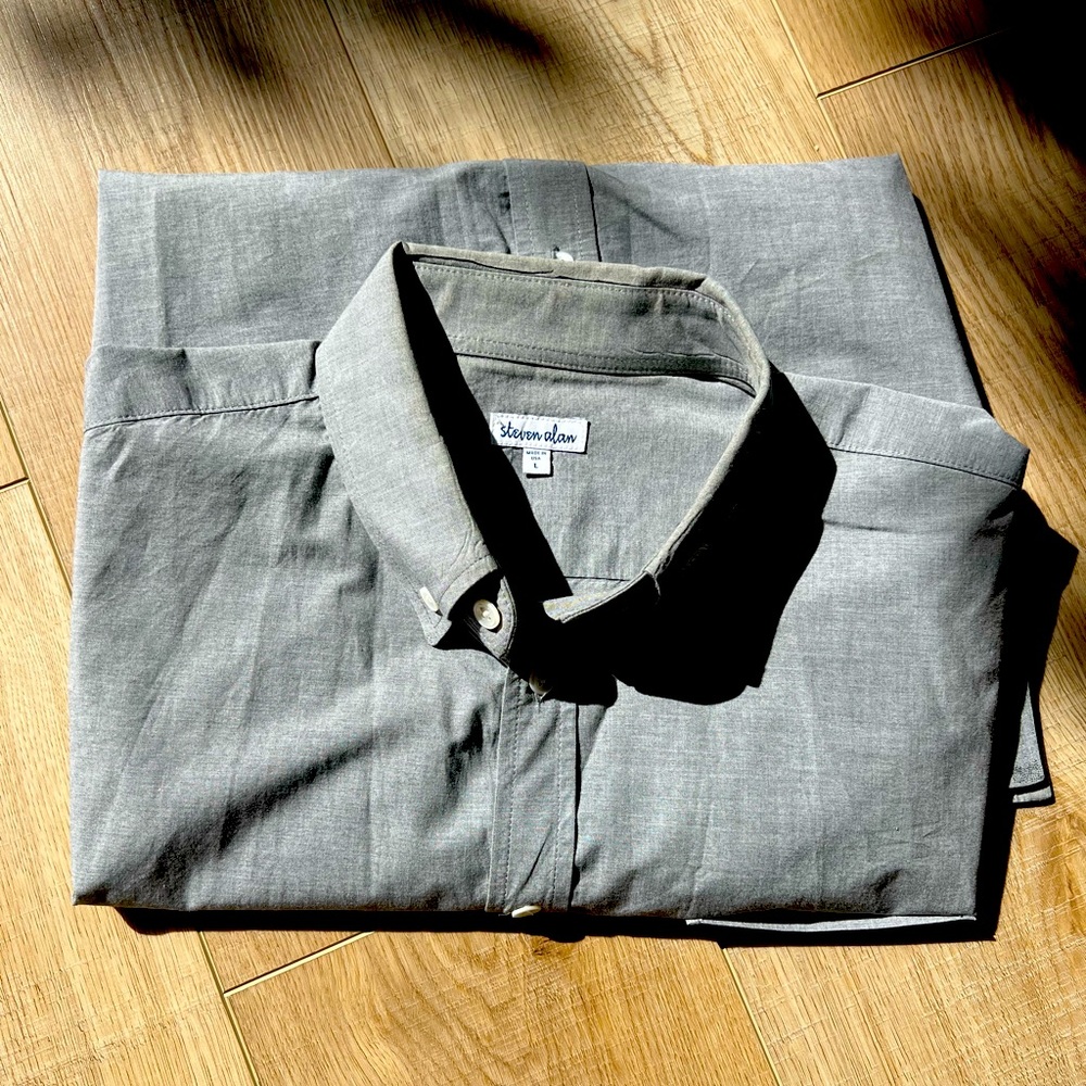GREY - Steve Alan.